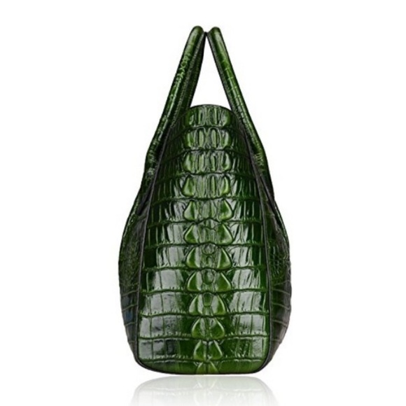 Pijushi croc embossed leather bag - Picture 4 of 15